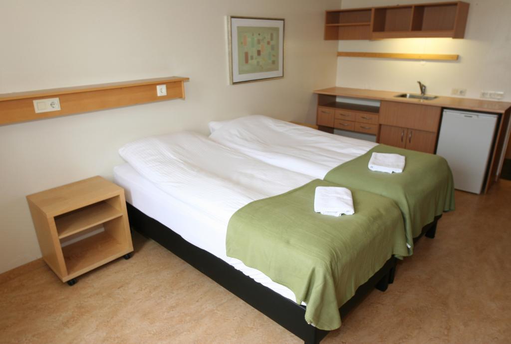 Akranes Guesthouse - Staywest ภายนอก รูปภาพ