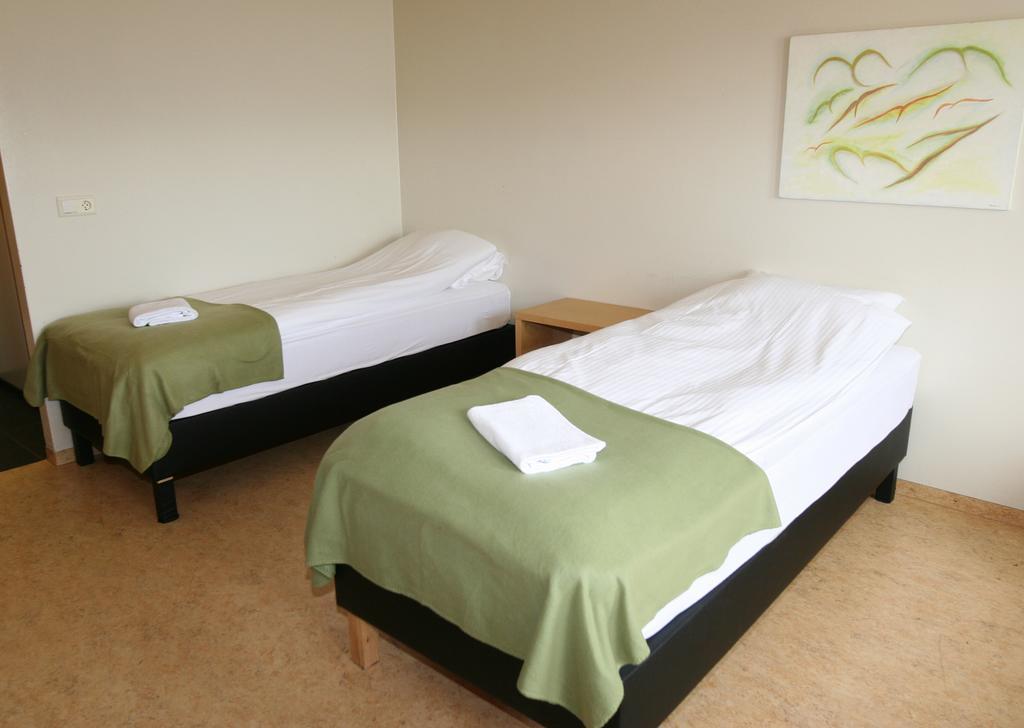 Akranes Guesthouse - Staywest ภายนอก รูปภาพ